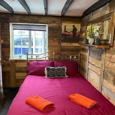Yarm Hayloft Haystack Sleep 5 Kirklevington